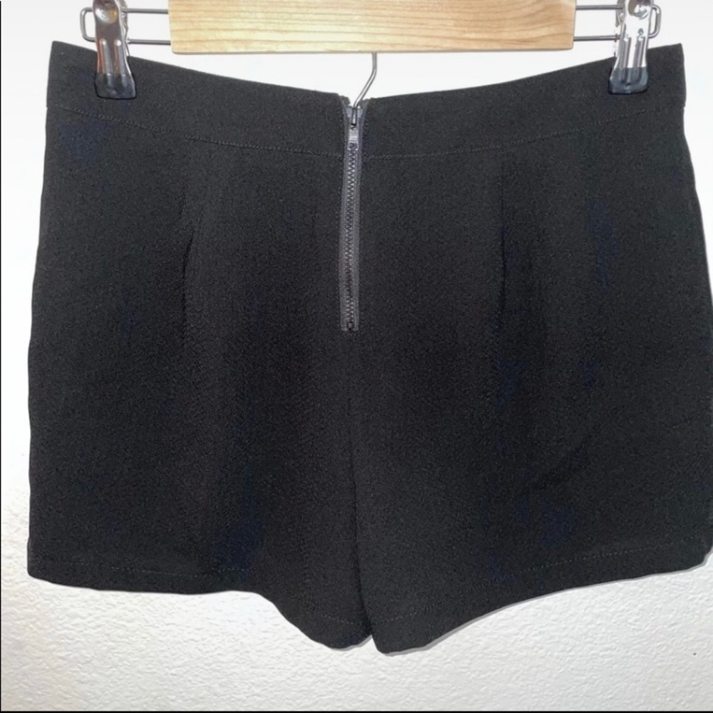 Skort - image 2